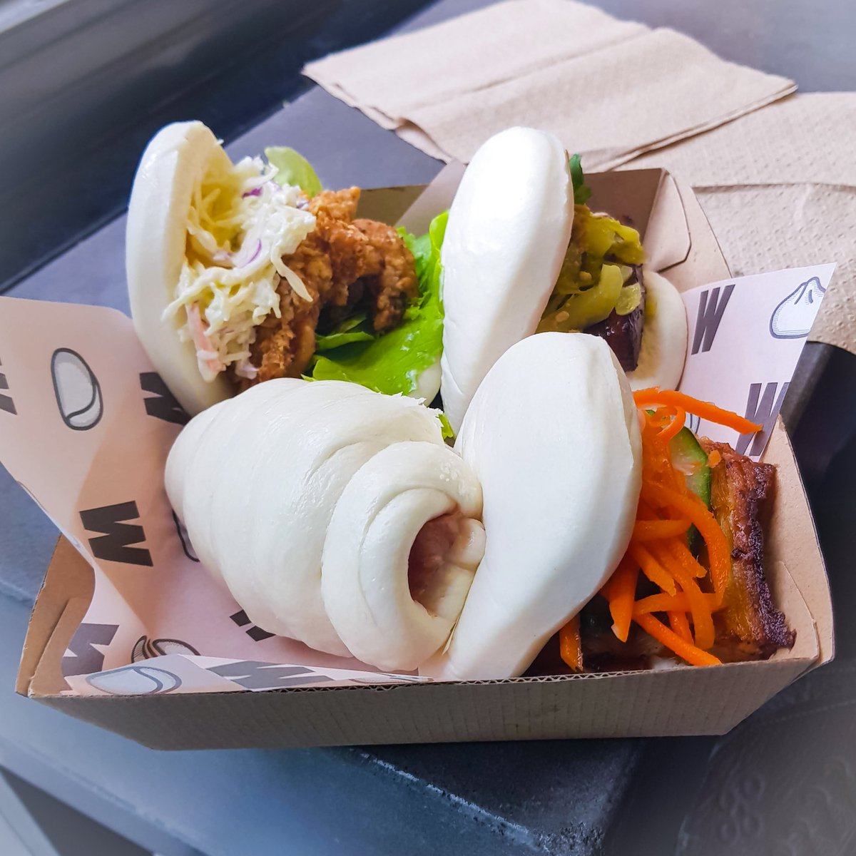Quaffables's tweet image. Food porn Alert!

If you&apos;re ever at a loss as to what to snack on in Melbourne, you owe it to yourself to check out @Wonderbao_ 

Fresh and authentic Bao and Gua Bao with a modern twist... Its a Melbourne must eat
#Quaffables #WonderBao #FoodPorn #GoodEats #Bao #FoodOClock #Quaff
