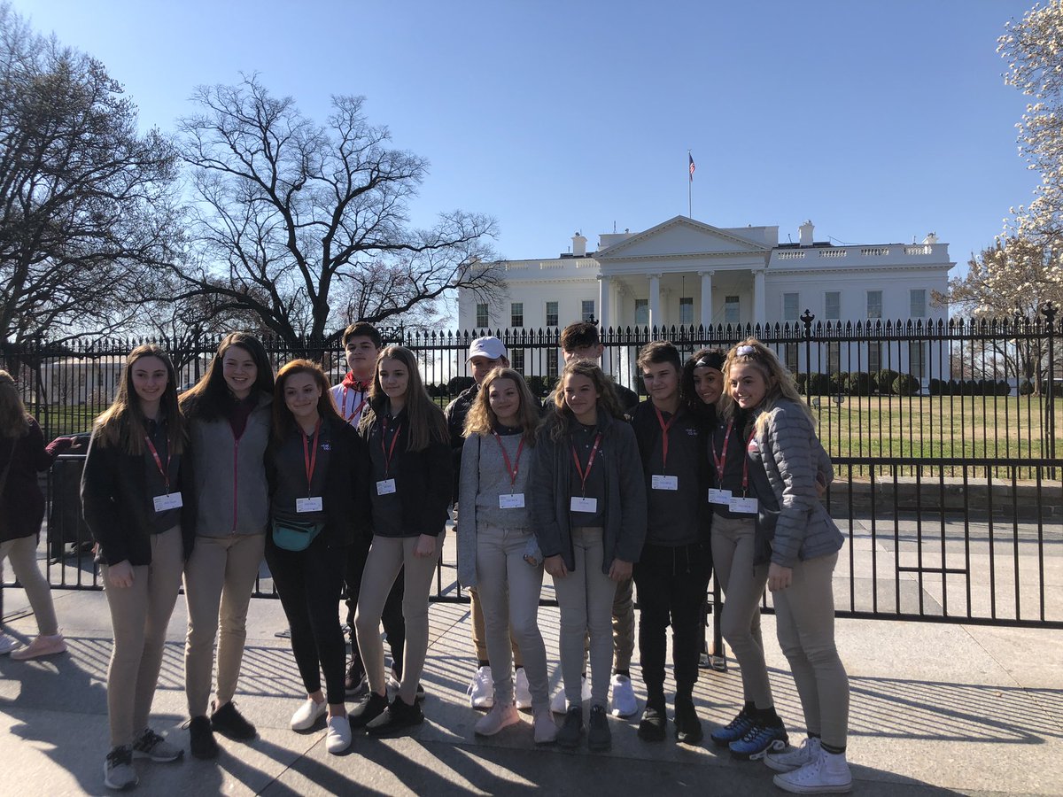 thysell's tweet image. Liberty students visit the White House
