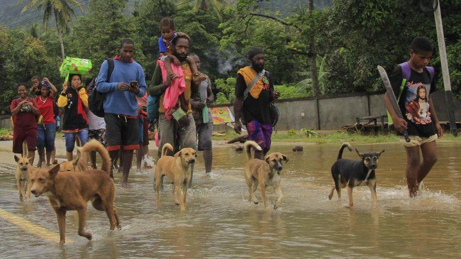 GYahuli's tweet photo. #Pray4Sentani
#PrayForJayapura 
#GodBlessWestPapua https://t.co/2s1zBVIimj