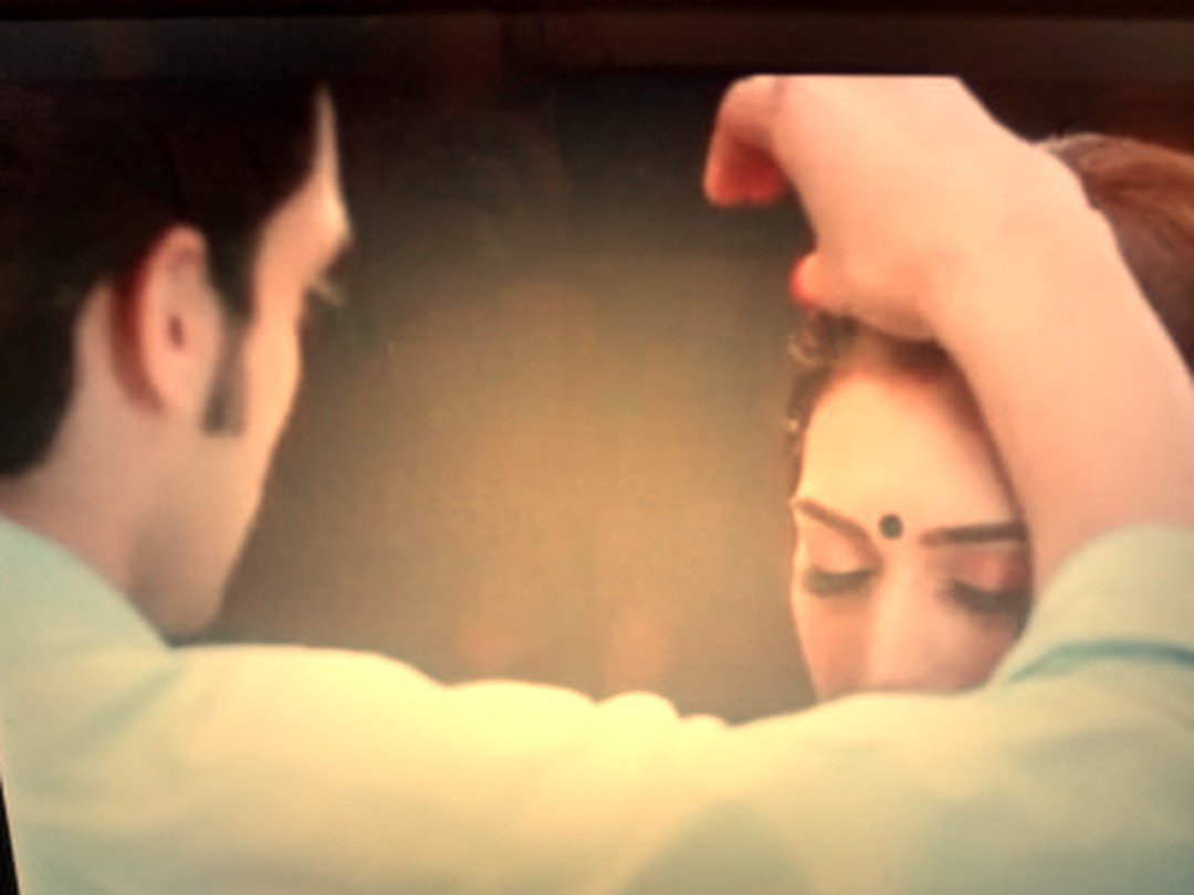 leena_chowdhury's tweet image. Wow!!Anurag:#CommittedForLife Mein wada karta hu mere dil mein Prerna ke lava aur koi Aurat nehi hein,aur nahi hogi (Anurag ki dil ki khawaish puri huyi)👏😍 

#AnuragBasu #PrernaSharmaBasu #ParthSamthaan #EricaFernandes #KasautiiZindagiiKay #KasautiiZindagiiKay2