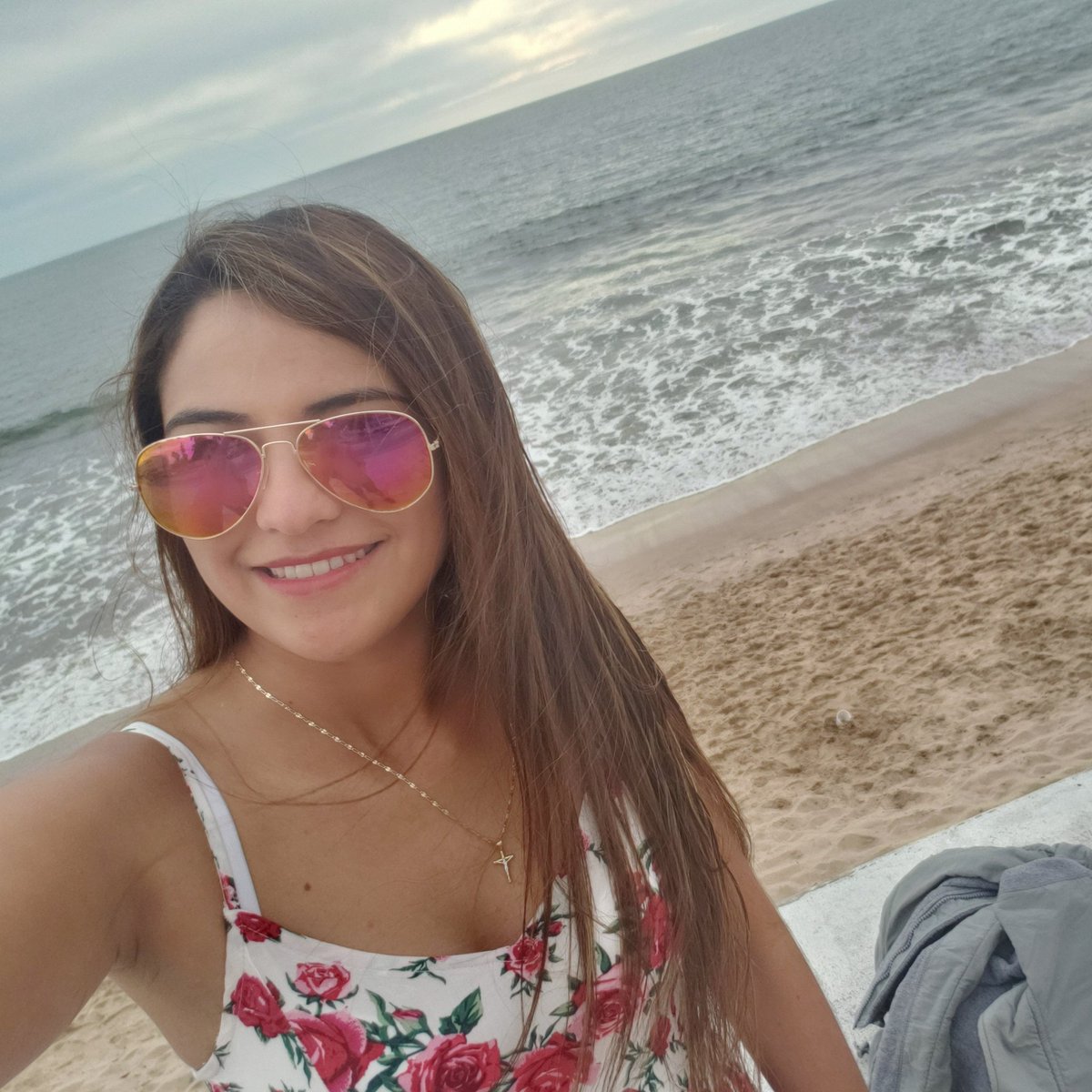 _MelissaReyna3's tweet photo. #NuevaFotoDePerfil https://t.co/tGJh7RI2GQ