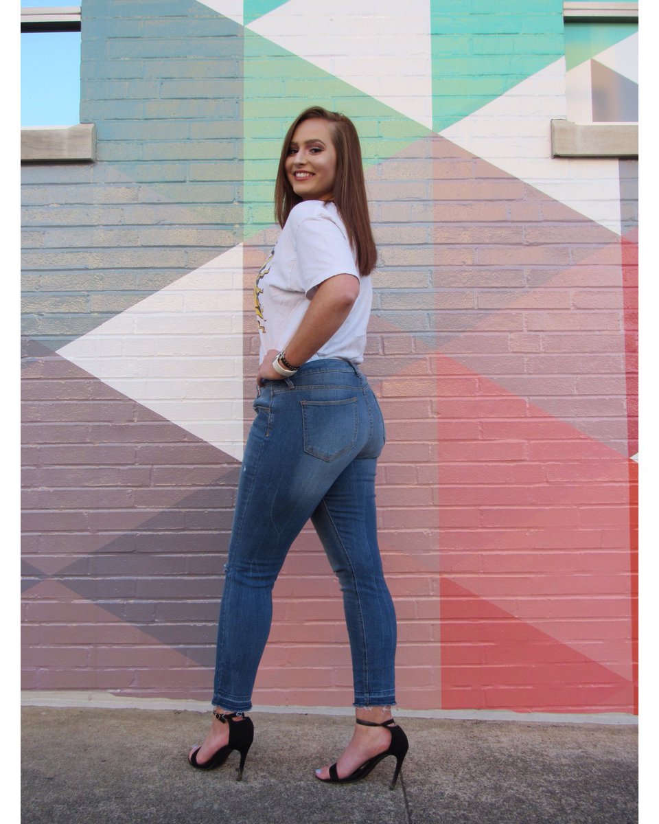 jaycie_smithh's tweet photo. Rising 🆙 https://t.co/lHcJneqErS