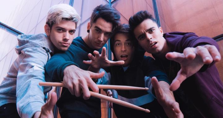 Los40's tweet image. ¿Quiénes son @MayBe__Musica ? El grupo que está triunfando en redes sociales 🤘 los40es.com/anjkg2