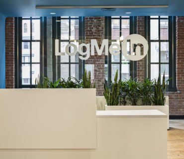 AlbinLu's tweet image. UCC Wars: LogMeIn's @GoToSuite Strikes back at Zoom with New GoToConnect Platform via @AragonResearch1  bit.ly/2FjLPQW