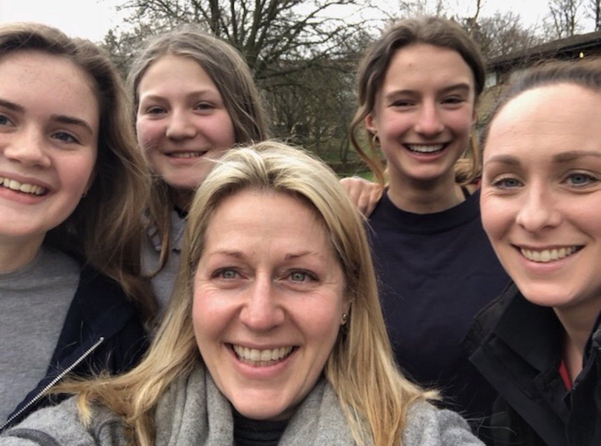 It was wonderful to welcome Neal Bailey and Kate Martin from @mowden_hall on Monday! Hats off to Neal who donned his running shoes once again to take part in a Cross Country lap with some of his former students! We can't wait to welcome you back again! #gobeyond #mowdenhall