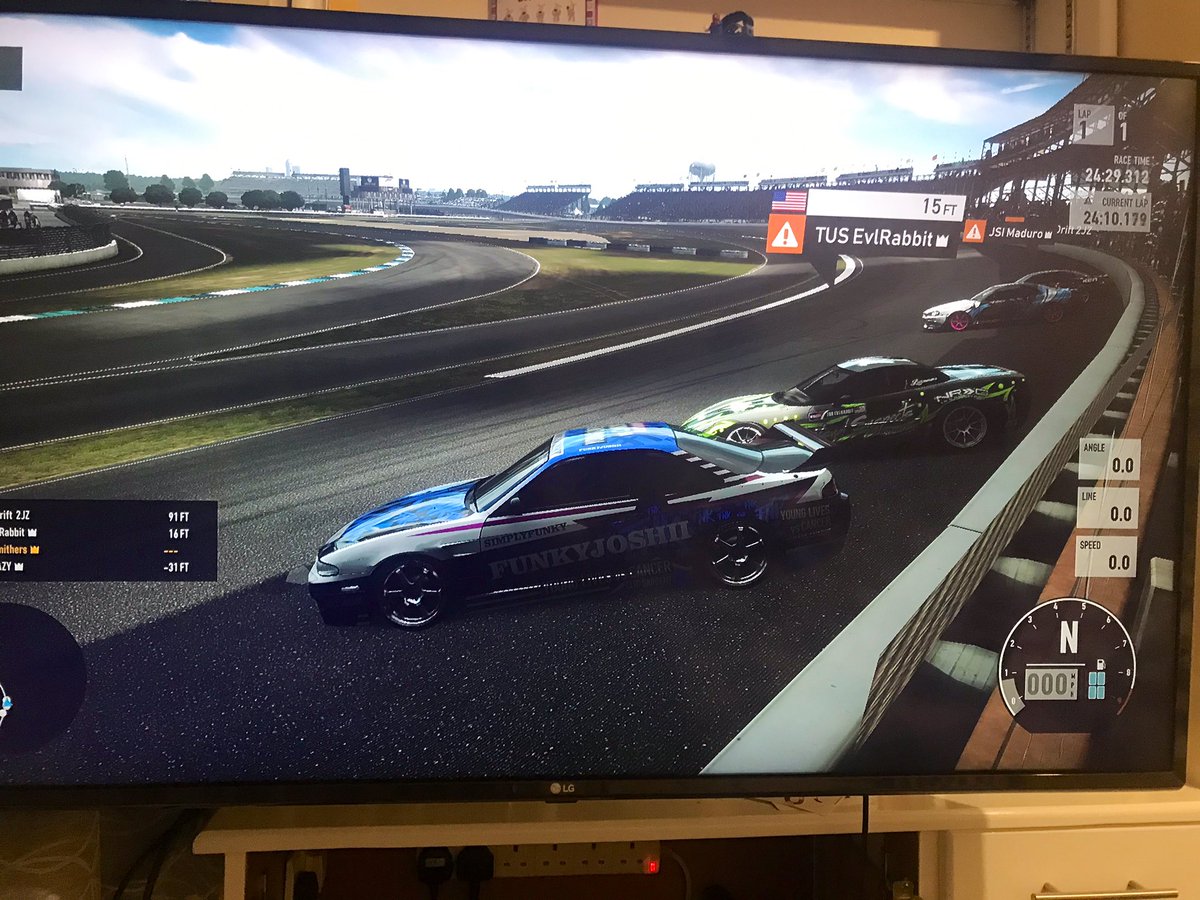 lethalsmithers's tweet photo. That moment you see someone you’ve watched on YouTube for ages, line up next to you for ESDA driver search qualifying #ESDA #driversearch #TUS #evlrabbit #lifescomplete https://t.co/T9v2910W3t