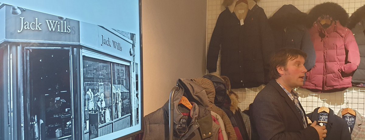 Great Presentation in Covent Garden London from Digital Expert <a href="/Lettingandy/">andy Letting</a> for @Hult_Biz <a href="/JackWills/">Jack Wills</a>
