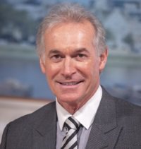We are delighted to announce our first #keynote for #TheEdPeopleShow on 6th November this year. Hear <a href="/DrHilaryJones/">Dr. Hilary Jones MBE</a> talk about Employee Wellbeing and Mental Health in the Workplace. Register here: theeducationpeopleshow.co.uk