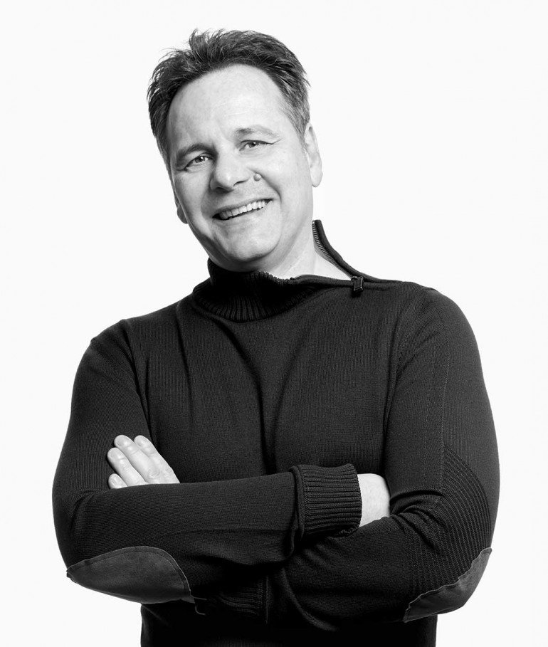 Yann Fabès prend la direction de l'Atelier de Sèvres atelierdesevres.com/actualites/yan… <a href="/yannfabes/">Yann Fabès</a> <a href="/Agnes_Nicolas/">Agnès Nicolas Ifker</a> @design_fax <a href="/ArianeFery/">ArianeFery</a> <a href="/aurelieromanacc/">Aurélie Romanacce</a> <a href="/fsimode/">Simode Fabien</a> <a href="/sabrinasilamo/">Sabrina Silamo</a> <a href="/JuliaFauconnier/">Julia Fauconnier</a> <a href="/davidenkoff/">davidenkoff</a>