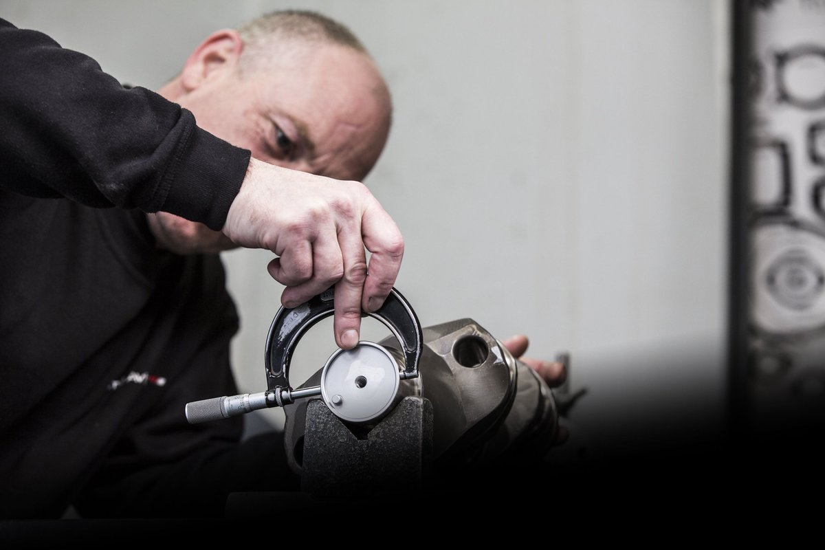 GamaAviation's tweet image. Time for another test! To ensure the accuracy and precision of all existing components, our #pistonengineers conduct detailed dimensional testing.  Is your #pistonengine in need of a service? Visit our website to get in touch. #yourmission #ourpassion hubs.ly/H0gPM4d0