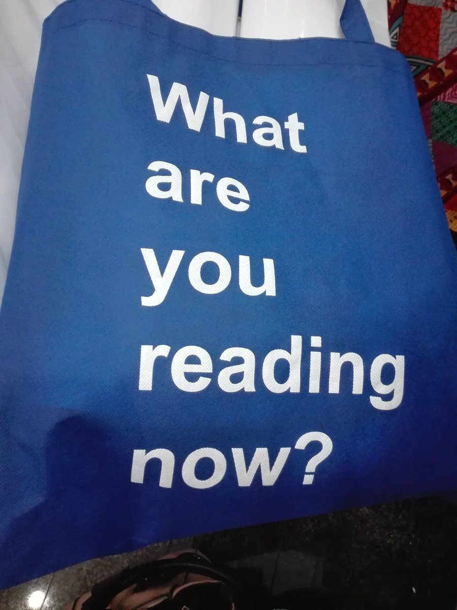 LisligL's tweet photo. What are you reading now? https://t.co/tVbxgxkCU0