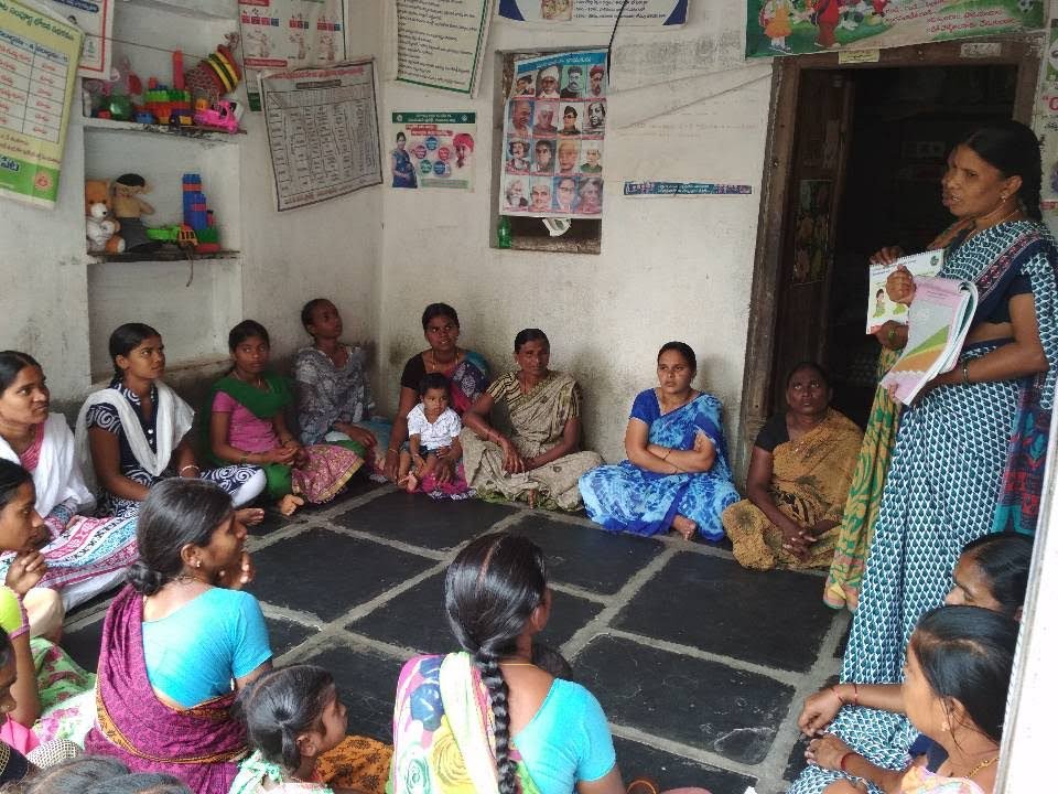 MKalavathi7's tweet photo. #PoshanaPakwada mothers meeting  in growth monotaring https://t.co/tQ5Kmpmehi
