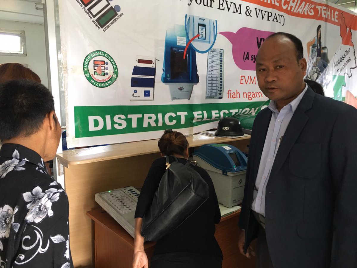 deo_mz's tweet photo. Hands on EVM &amp; VVPAT training along with  Gov't Higher Secondary School,Siaha at Static EVM Display Centre#MP Election 2019#SVEEP Team Siaha https://t.co/1nYJXytXnx