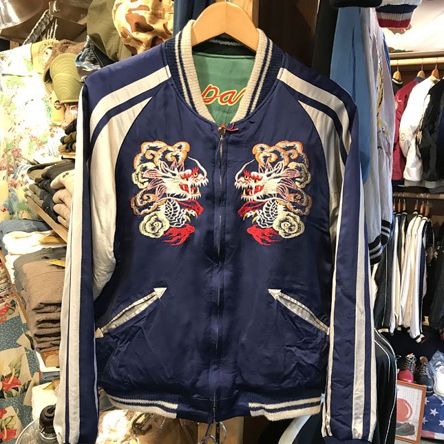 ミルウォーキー 19 スペシャル春モデル Duelling Dragons Tiger Print が入荷しました 表にduelling Dragons刺繍 リバーシブル裏側にはtigerプリント 背中の虎の髭と眉に刺繍を施したスペシャルスカジャンです T Co O0yonudyeb テーラー