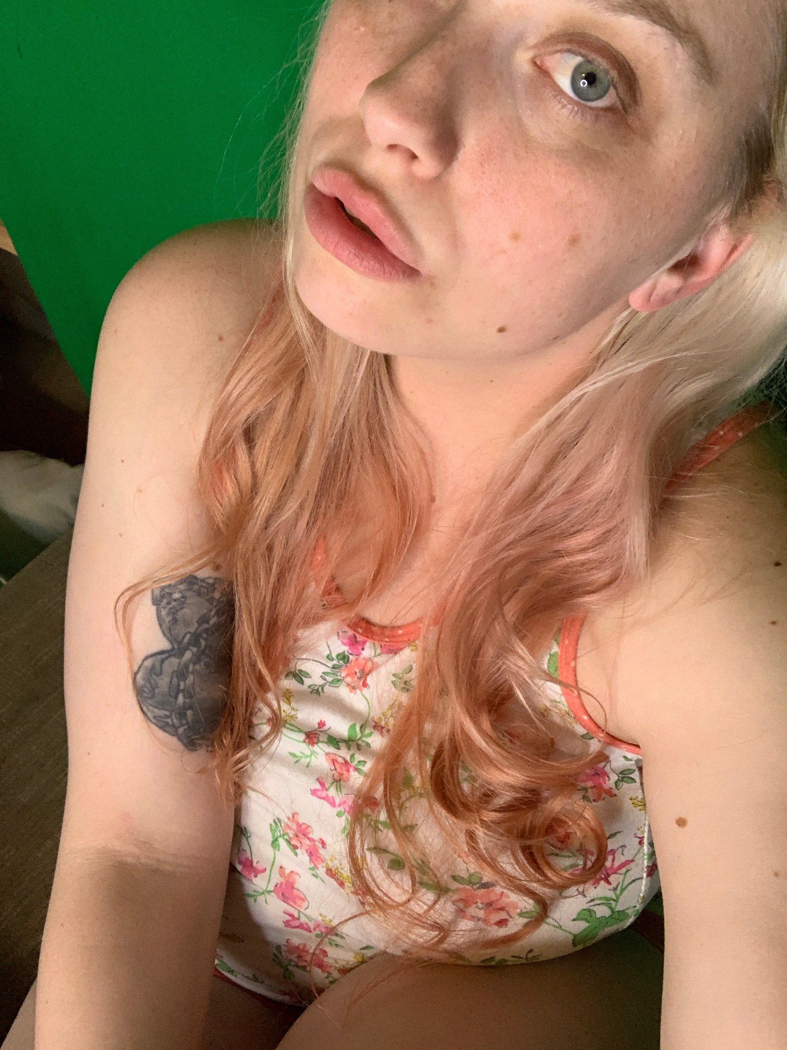 In my pajamas and still always ready to take your money from your wallet. #findom #domme #readytoruin https://t.co/7lXOIbh5JE