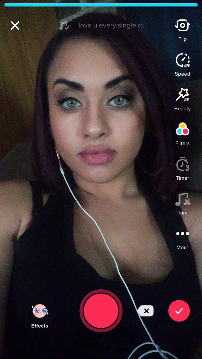 _Cassie_Faith_'s tweet photo. βshe badd, bad girls clubβ - now if only @tiktok_us would get some @LeegitLive on there π€ #ibebored #entertainment #intensephoto https://t.co/hznVchDbzd