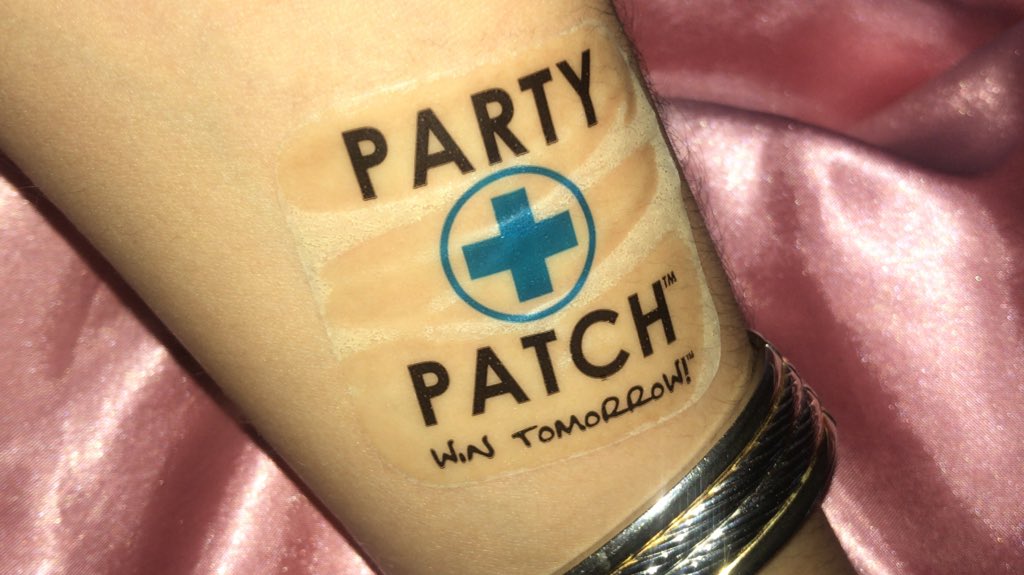 naomicesc's tweet image. Los parches para la peda SI SIRVEEEEEEN!!!! #anticruda #partypatch