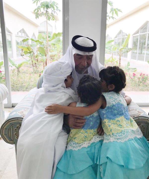 OhoodAlRoumi's tweet photo. الحمد لله على نعمة الإمارات.. ونعمة قادة الإمارات.. 🇦🇪

#اليوم_العالمي_للسعادة https://t.co/T7jUuDzSAa