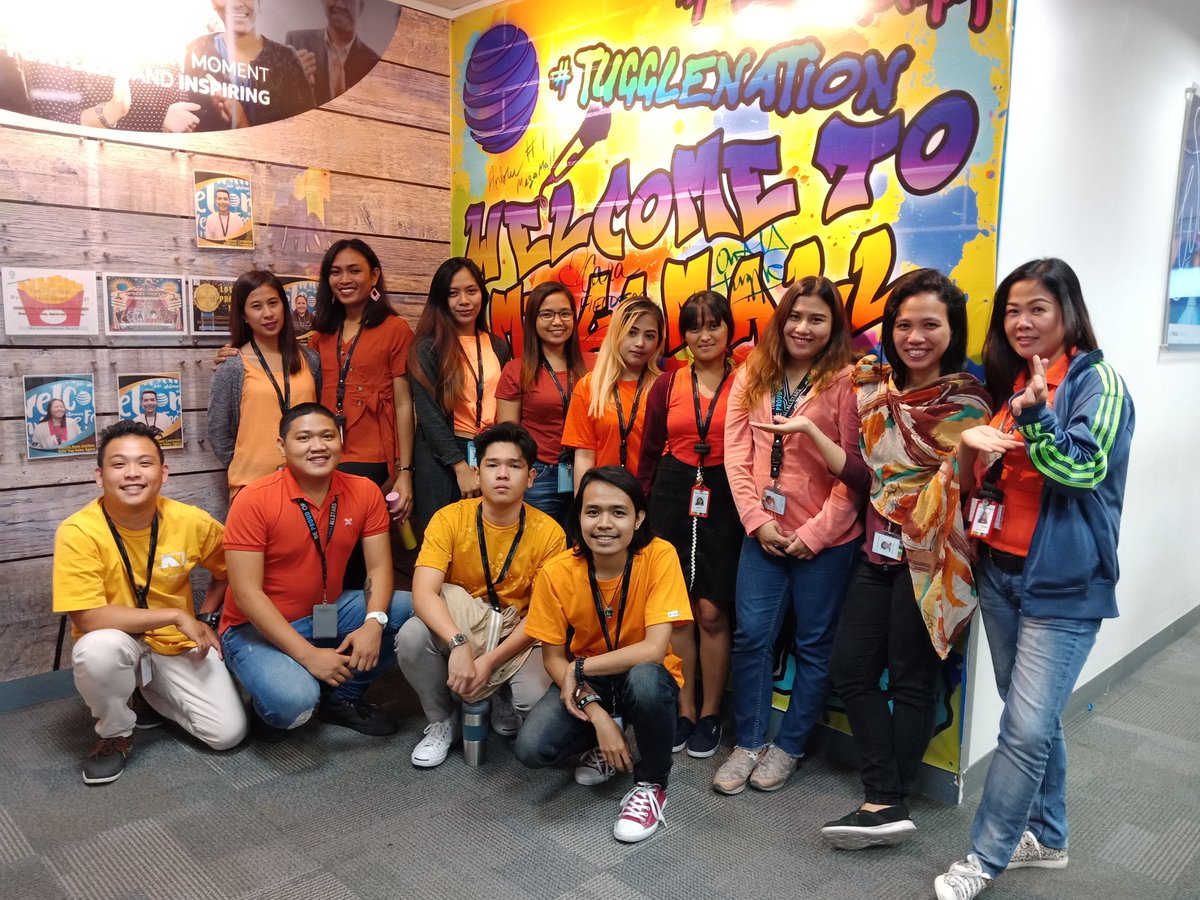ChekRodriguez's tweet photo. Happy anniversary @mega_supersales @despi_jay @Kit_0501 @theycallmejing @LeFelineBoss https://t.co/lUNjpnvliR