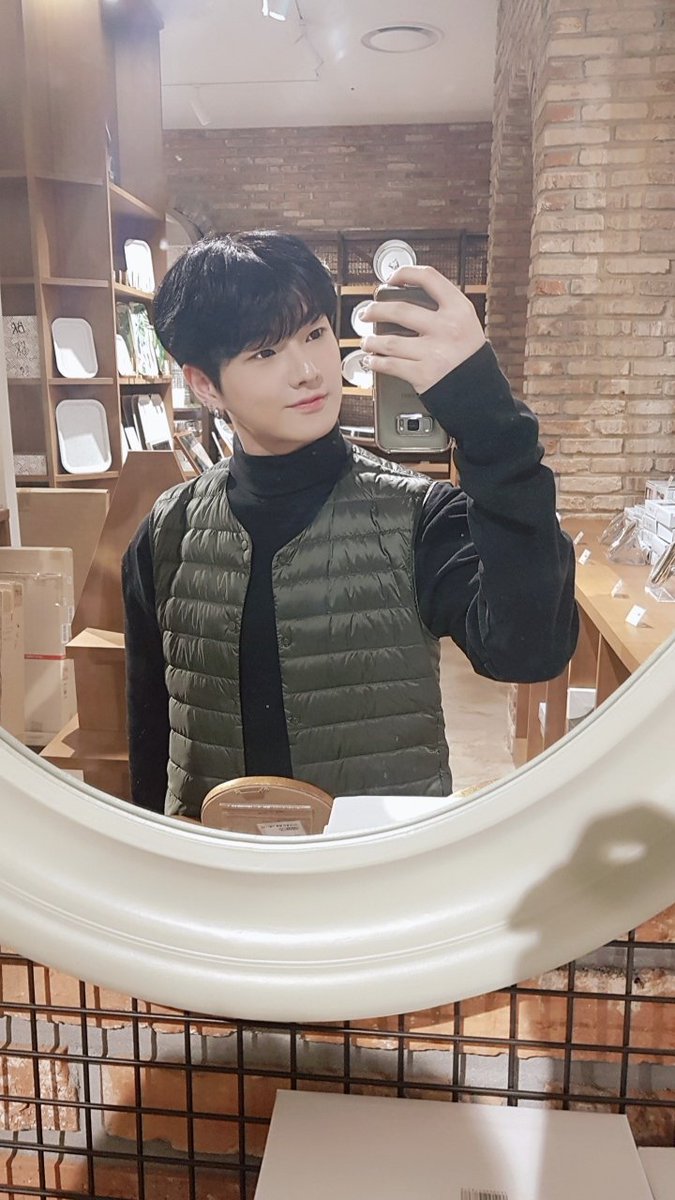 VICTON_THTRANS's tweet photo. 190230 [#ฮันเซ] https://t.co/AIGq1VDXO6