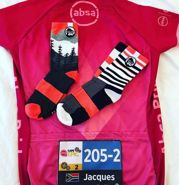 DynamicDesignSA's tweet photo. Stage 3 of @CapeEpic, will see the riders sporting a pink #AbsaPride Jersey in tribute to @Absa &amp; @LumoHawk in partnership with Vision 2020. For more info on this charity visit https://t.co/8daHZfNucm
#LumohawkFoundation #Groenlandberg #CapeEpic #Untamed #PorexSA #Flottweg #MTB https://t.co/rl7SDtR8QX