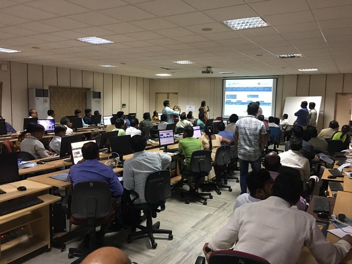 cgg_hyd's tweet photo. Centre for Good Governance OBMMS team providing hands-on practical training to 110 district Tricor officials on Tricor schemes at MCRHRD Campus. #CGG #eGovernance #GoodGovernance #OBMMS https://t.co/f69bC7CJ87