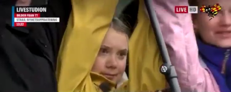 erccyy's tweet photo. nån: *ger mig komplimang*
jag: https://t.co/3td22hWSf8