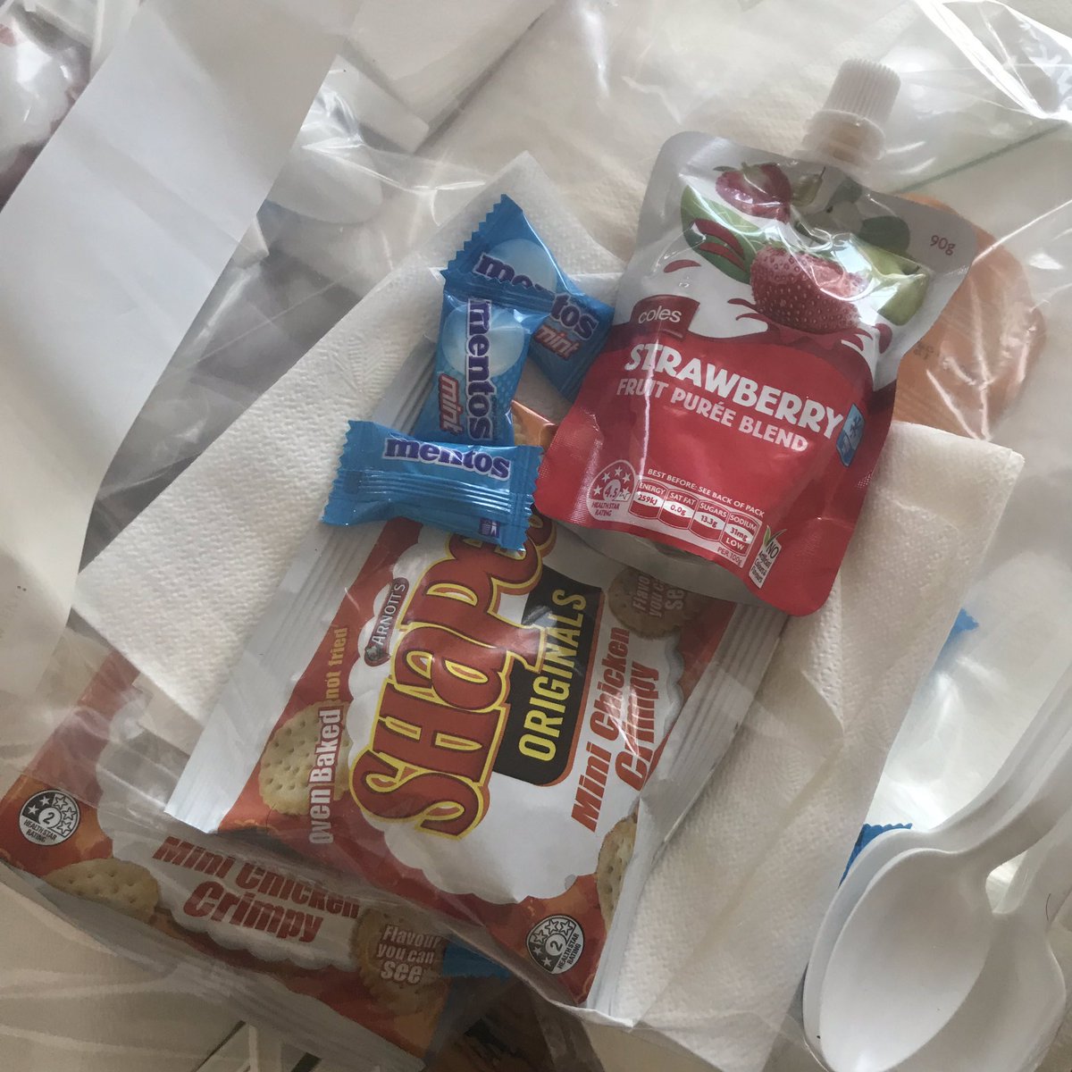 bridgman_k's tweet image. The best thing about #FlippedClassroom #intergratedlearning #blendedlearning is how fun the workshops can be! #SLP2B #900swallows #mastication