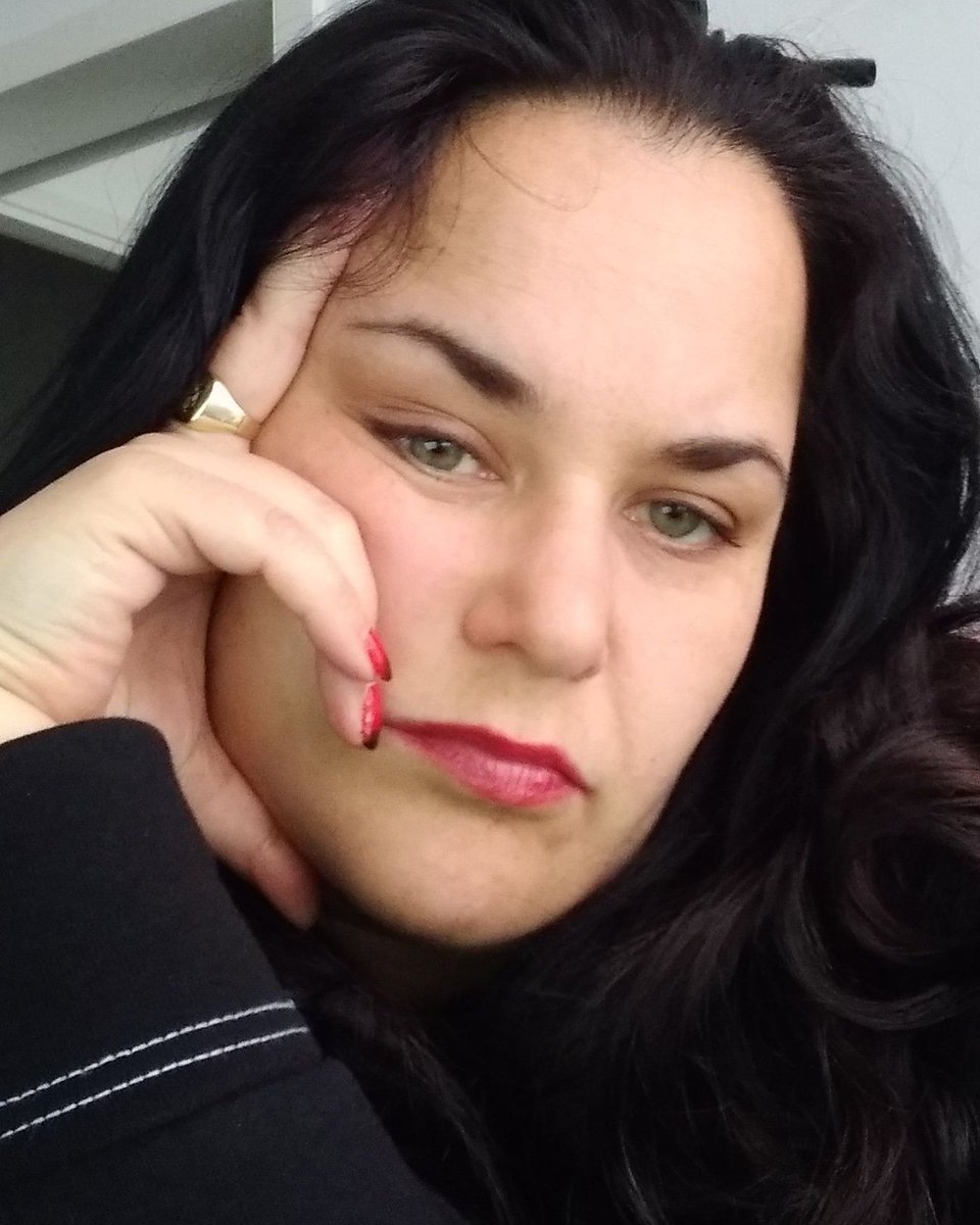 LadyToroz's tweet photo. Wednesday feeling.......☕😴
#Wednesday #almostweekend #koffie #wednesdaymotivation #HappyWednesday #selfie #dj #djlife #party #veenendaal #womendj #festival #femaledj #music #djane
#hardcoredj #hardcore #hardcorenation #hardstyle #hardstyledj #hardstylenation #pioneerdj #bass https://t.co/pU8uLqVE98