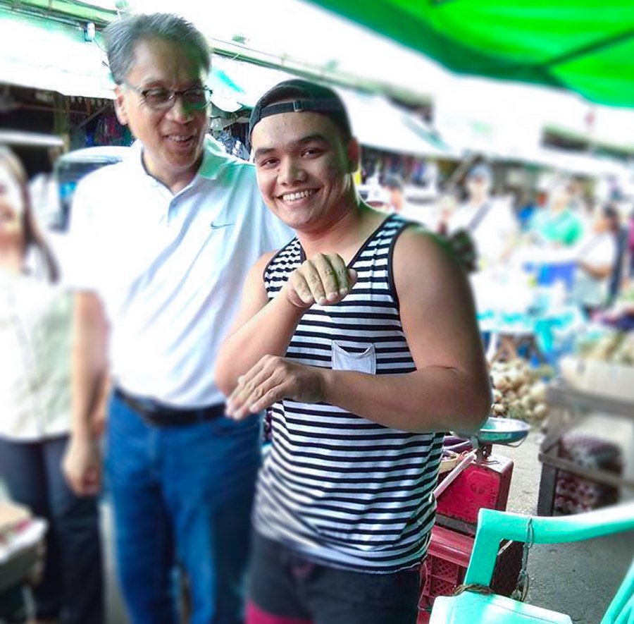 MARoxas's tweet photo. O, pinasa ko na sa'yo ha. Ikaw na bahala. https://t.co/LQyHKArySf