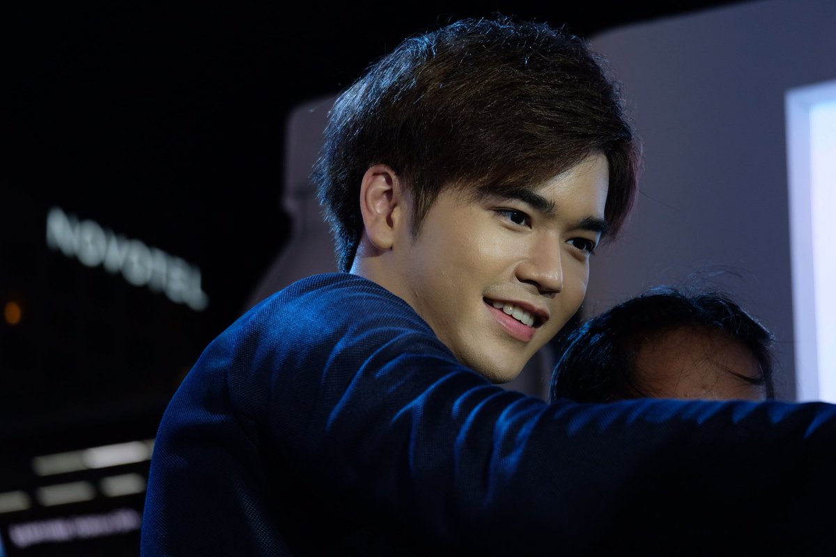 jubfie_jeesoong's tweet photo. หนุ่มๆ 4 สไตล์ #Conversationthailand #marnikaz #กังเป็นหมี #แมวมิวซ์ #namechp #มาร์คมีน #ดื่มสิ่งที่ใช่ให้ตัวเอง #SinghaDrinkingWater https://t.co/4dPiinYDuK