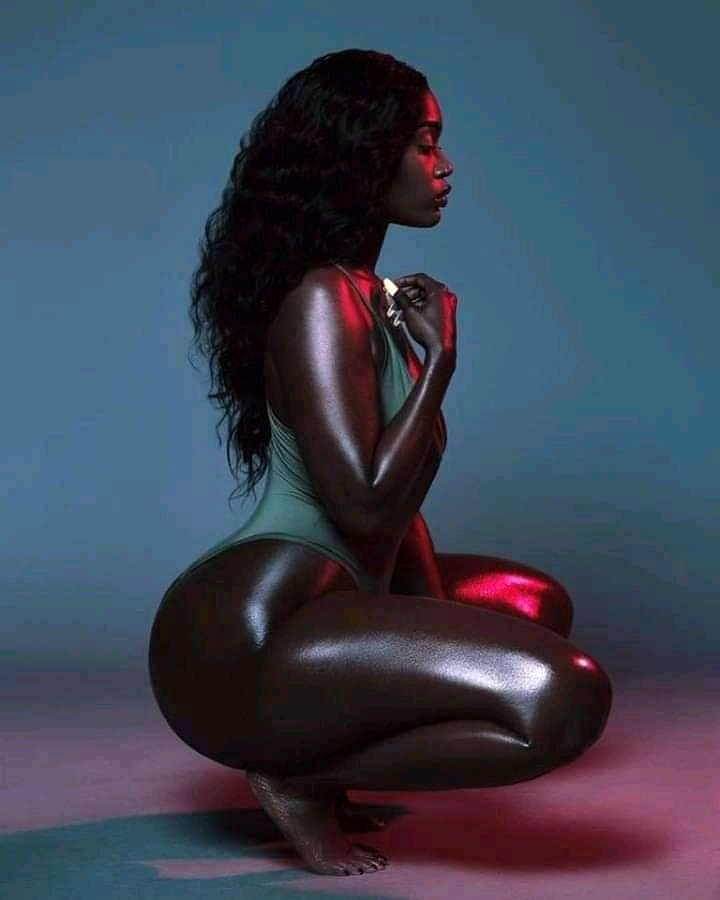 spyj51's tweet photo. Black is beautiful #naijagirl #Naija #NaijaVirals #yane https://t.co/HgClpjix6x