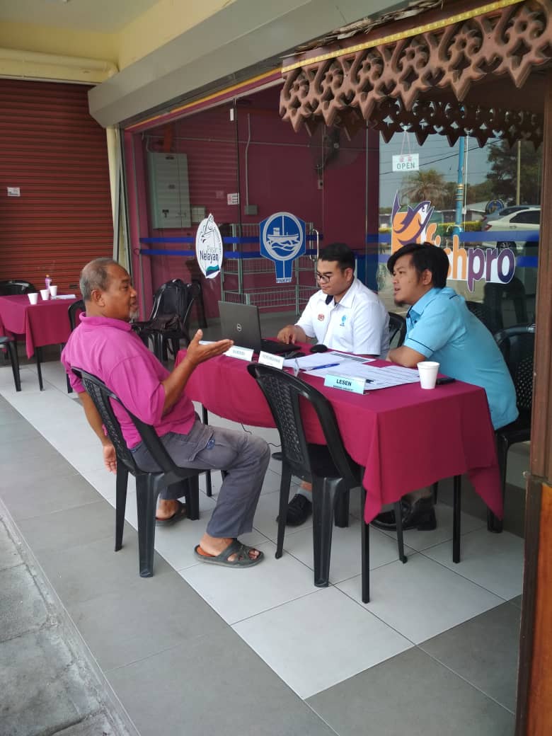 LKIMNS's tweet photo. Sekitar Hari Bertemu Pelanggan Peringkat LKIMNS bertempat di PNK Port Dickson pada 20 Mac 2019. @Zakaria24914751
#lkim
#lkimns https://t.co/DCmCcEM7IJ
