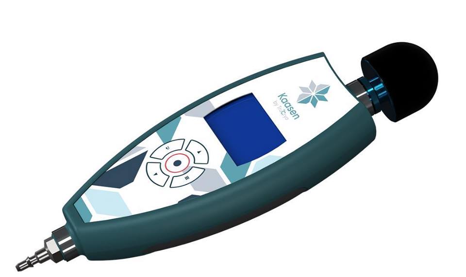 CRYOHDOfficial's tweet photo. Introducing the new ‘Kaasen’ ❄️❄️
.
.
.
#cryostimulation #device #portable #worldssmallest https://t.co/FfMPaEScj6