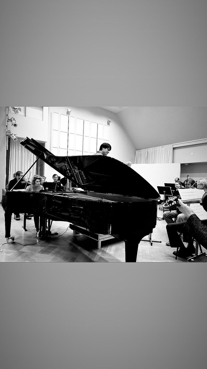 AlexSilocea's tweet photo. Tonight Debut in #Kotka #Finland with the amazing #KymiSinfonietta and wonderful #LeoMcFall Mozart Piano Concerto No. 17 KV453 https://t.co/j521iLjvq9