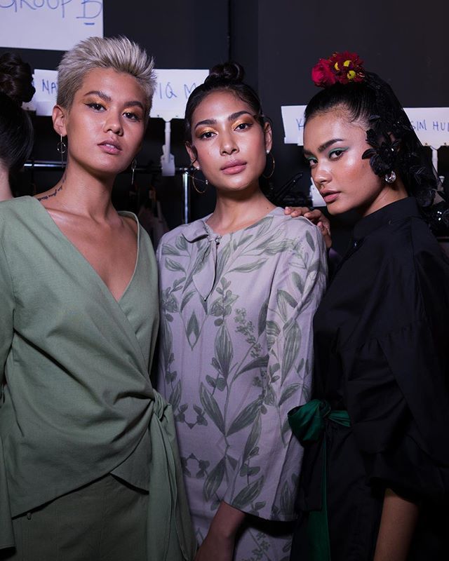 OnceOverLightly's tweet photo. Backstage at #zaloraya2019 https://t.co/CmLHburuxT https://t.co/BuvpLNQX25