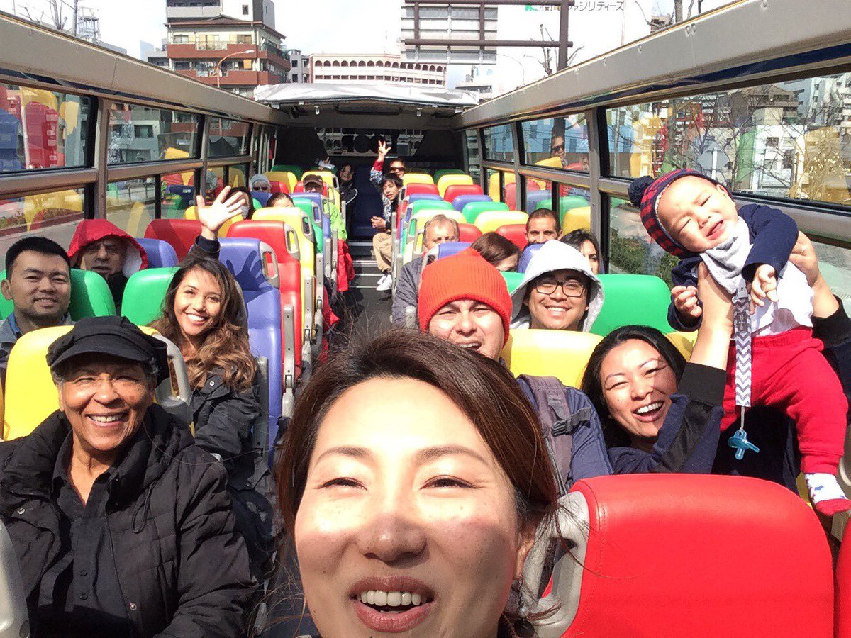OsakaWonder's tweet photo. Spring is on it's way to #Osaka! Thank you for seeing the city with #OsakaWonderLoopBus! 

#sakura #opentopbus #loopbus #hoponhopoff #hotelnewotaniosaka #cherryblossoms https://t.co/7KUQzSnkBA