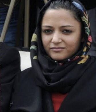 AnimaSonkar's tweet photo. M.Phil degree gone wrong. @JNU_IN discourse maligned. #ShehlaRashid being tutored by @RahulGandhi trainers.
Comparing India’s cultural diversity to regressive and imposed practices.
#RejectRegressiveVeil
#RejectPseudoFeminist
#RejectHypocrisy
#RejectHumiliatingImposition https://t.co/stu5HV14uW