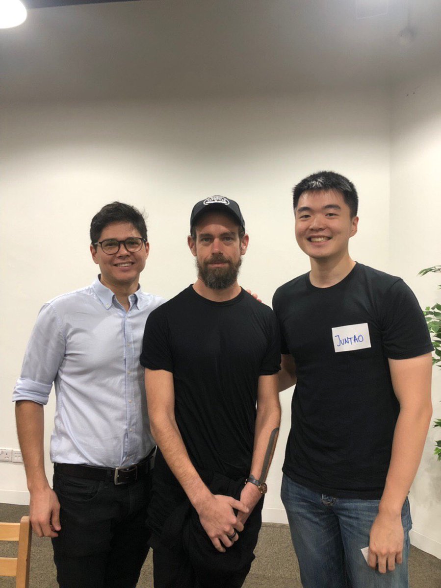 hodlnautdotcom's tweet photo. Thanks @jack and @biz, cofounders of twitter, for coming down to our Incubator in Singapore to share your insights in the startup world! Would love to be in touch for anything related to #crypto :) https://t.co/UjT2O9RM2r