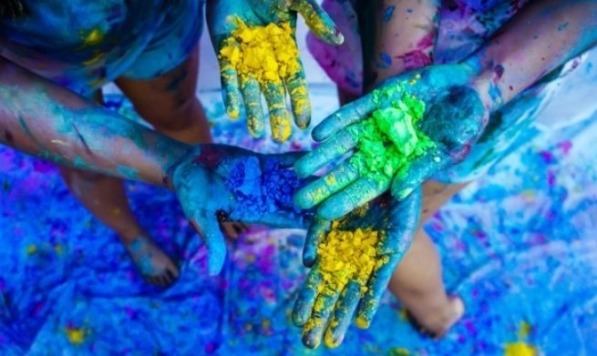 Sathish_me1's tweet photo. #celebrate
#holi
#colourcolour
#holimubarakho
#startsbegining ♥️🎈🎆🎉 https://t.co/99hq6ByGtu