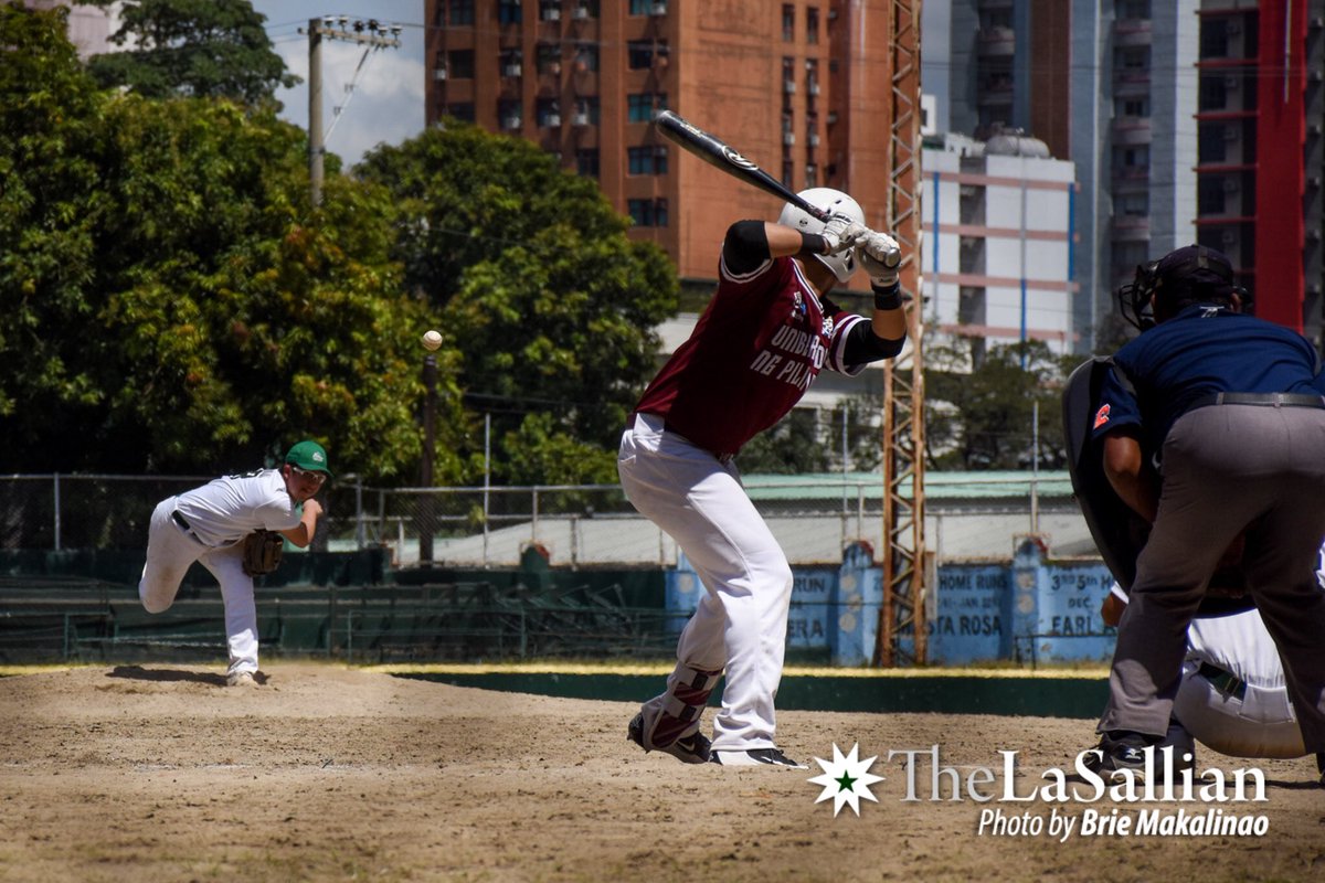 TheLaSallian's tweet photo. SPORTS: The DLSU Green Batters concluded the second round of eliminations undefeated with a 5-0 win-loss record, as they routed the UP Fighting Maroons, 21-9, earlier today at the Rizal Memorial Baseball Diamond. #TLSUAAP81 https://t.co/YeIjtzmBZt
