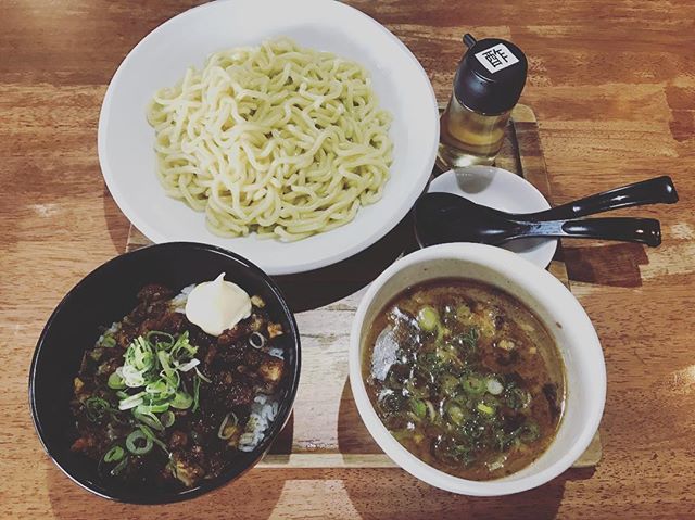 かわしょー 86乗り V Twitter 濃厚つけ麺 最近の俺のトレンドはつけ麺 ラーメン つけ麺 ラーメン大好き ラーメン巡り ラーメン部 チャーシュー丼 チャーシューおいしい Ramen Ramennoodles Japanesefood 愛知県 知多 知多半島 阿久比 麺屋武将