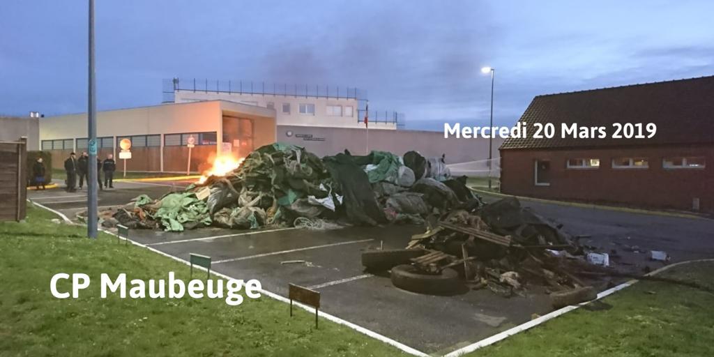 SyndFoJustice's tweet photo. Le @SNPFO_PS félicite les établissements qui bloquent ce matin. Nous avons une pensée particulière pour les collègues de #CondéSurSarthe qui ne lâchent rien après 15 jours de blocage ! BRAVO ! #FORESISTER #FORIENLACHER #Prisons de #Riom et #Maubeuge https://t.co/Vi6ErNKfBO