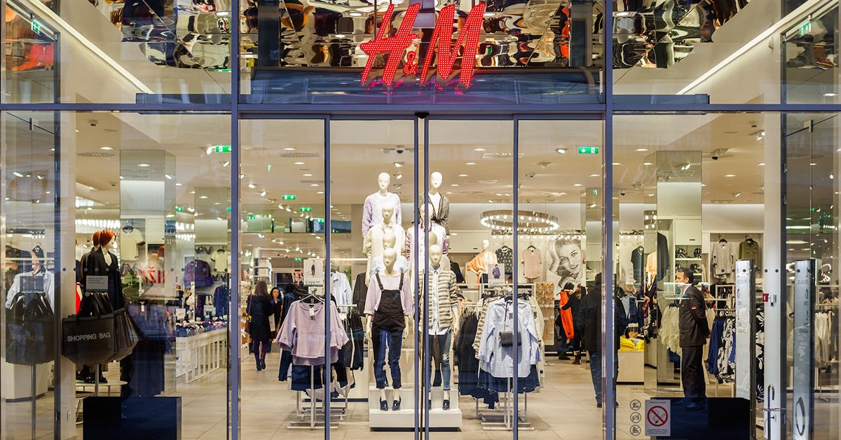 BoF's tweet photo. Fast-fashion retailers like Zara and H&amp;M have a new threat: the $24 billion used clothes market: https://t.co/MUVh2Pj4lS (via @CNBC) https://t.co/7dgeO7NlhL