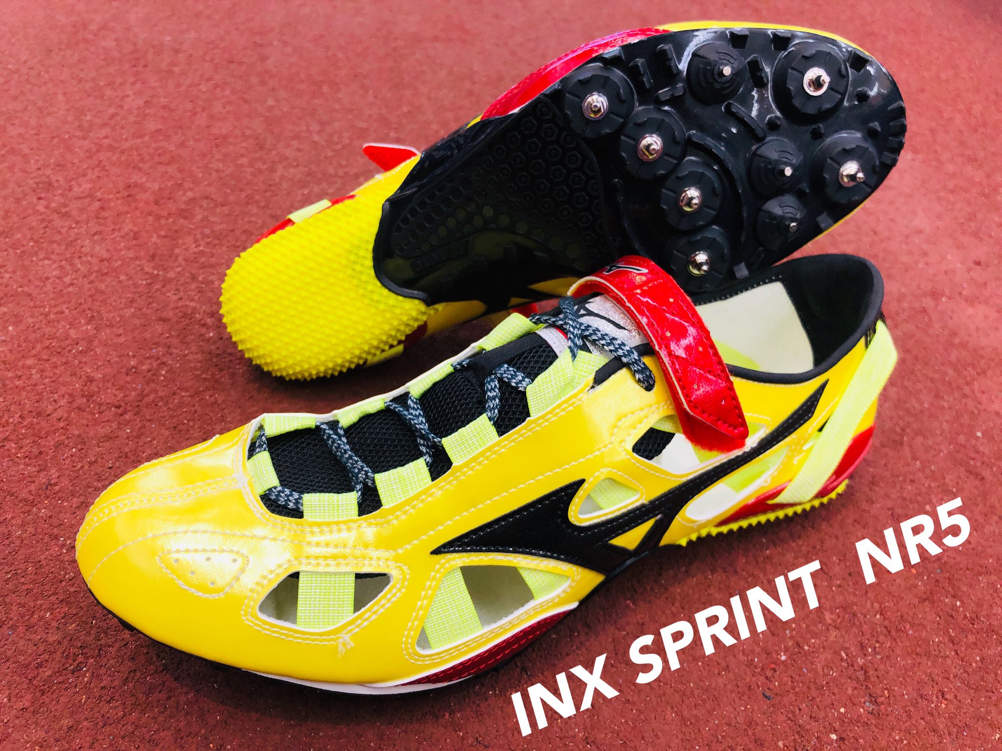 Mizuno インクスサイレンサー26cm スパイクシューズ イエロー/ブラック 楽天市場】クロノインクス（靴サイズ（cm）23.5）の通販