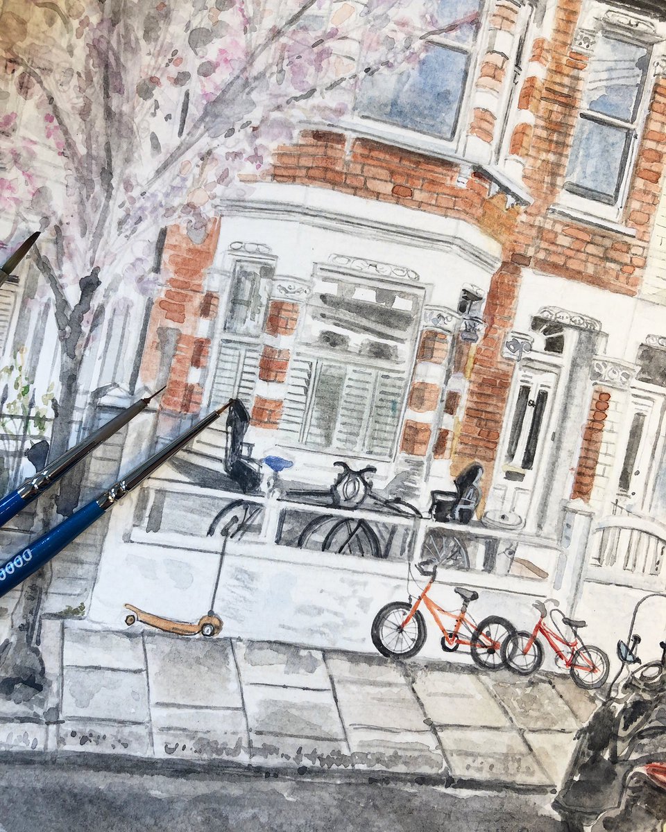 nickyjackart's tweet photo. Tiny little details for this painted memory.. 💙🌸💙 A very sweet little scene which incorporates happy memories of a lovely local family who are moving away.. 💫 #happyhome #familyportrait #portrait #detail #paintedmemory #hammersmith #nickyjackart #workinprogress https://t.co/jBELs2Yx5H