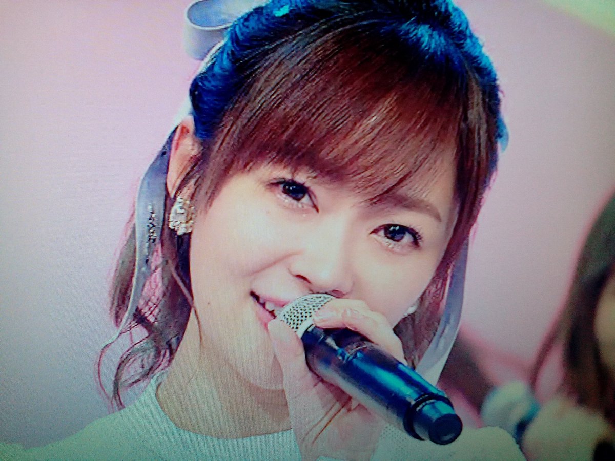 EJ7JE081239ej77's tweet photo. やっぱポニーテールと言えば 莉乃ちゃん!! こんなにポニーテール似合うアイドルいたかな.....(ё_ё)
#ポニーテール
#akbshow
#ジワるdays https://t.co/165EQ8aNSQ