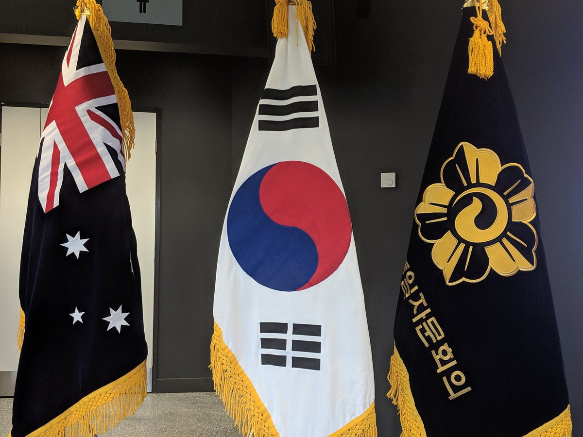johnwnprescott's tweet photo. 🇰🇷Amazing to hear Professor Chung-in Moon on the complex issue of the pursuit of Denuclearization of the Korean peninsula 🇰🇷🇰🇵. Thank you to The National Unification Advisory Council in Australia for co-hosting along with UQ School of Languages and Cultures #denuclearization https://t.co/92wKpCoT3C