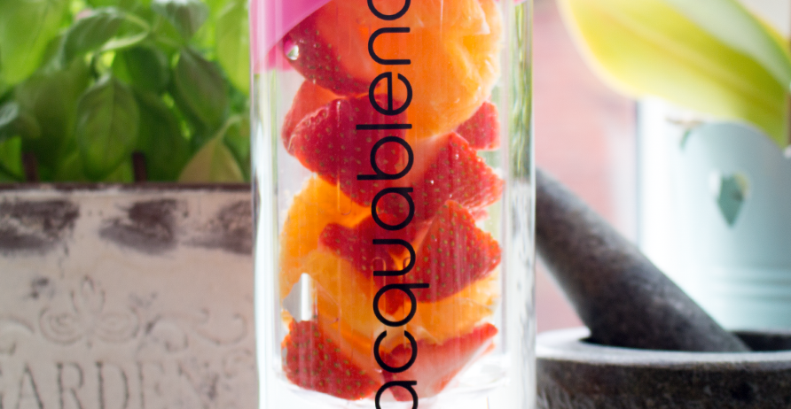 acquablend's tweet photo. Try our strawberry and orange fruit infused water recipe

https://t.co/Nwal9eRA3s

★★ SALE ON NOW - All bottles just £4.99 (*excl. delivery) ★★ 
★★ SHOP NOW: https://t.co/U9OkJJgVt1 ★★  

#healthy #fruitwater #water #fruit #recipe #strawberry #orange https://t.co/jJkJM1dKbC