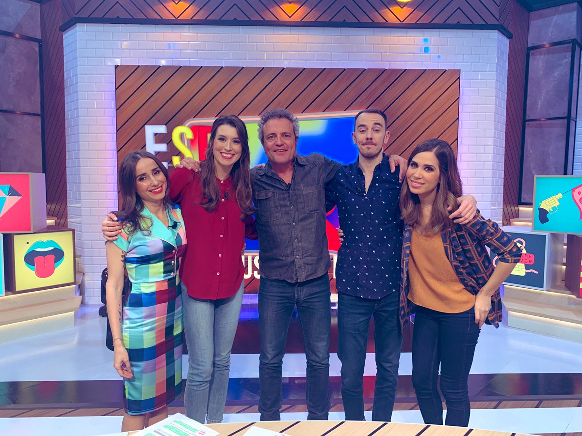 eseprograma_tve's tweet photo. 📺 Ayer nos visitó Carlos Tarque para hablarnos de su primer disco en solitario, de #UnPaísParaEscucharlo, de @MClanRock, de @GranCanonRock y de mucho más 🤘
Y lo tienes ya 👉 #AlaCarta en la web de @rtve ▶️ https://t.co/SSGh6CKl4M
#EsePrograma19Mar https://t.co/RVgCQXO1WH